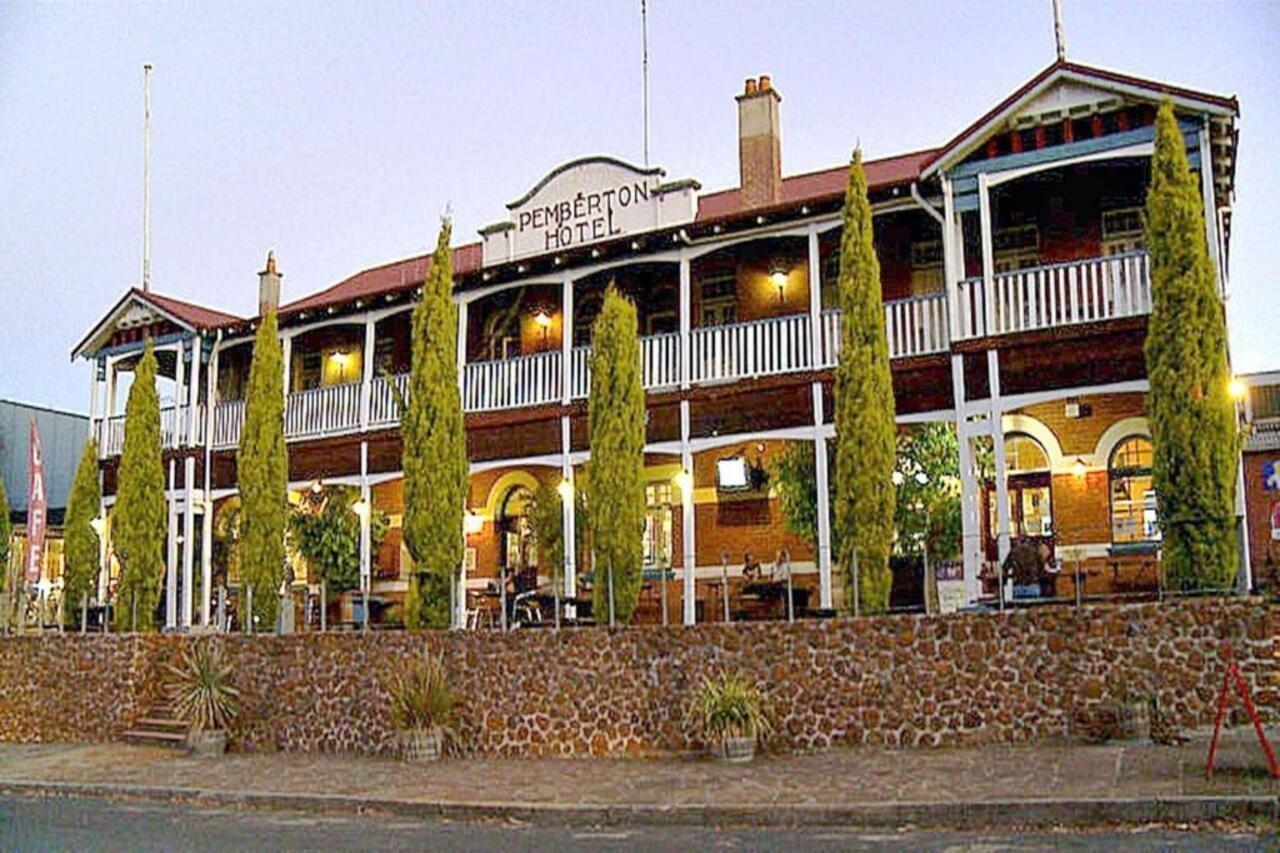 The Pemberton Hotel Екстер'єр фото