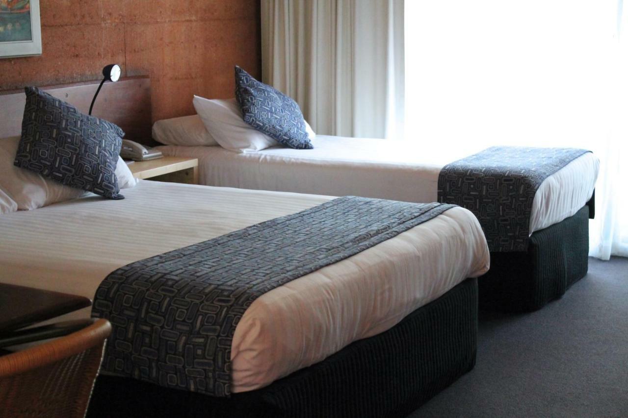 The Pemberton Hotel Екстер'єр фото
